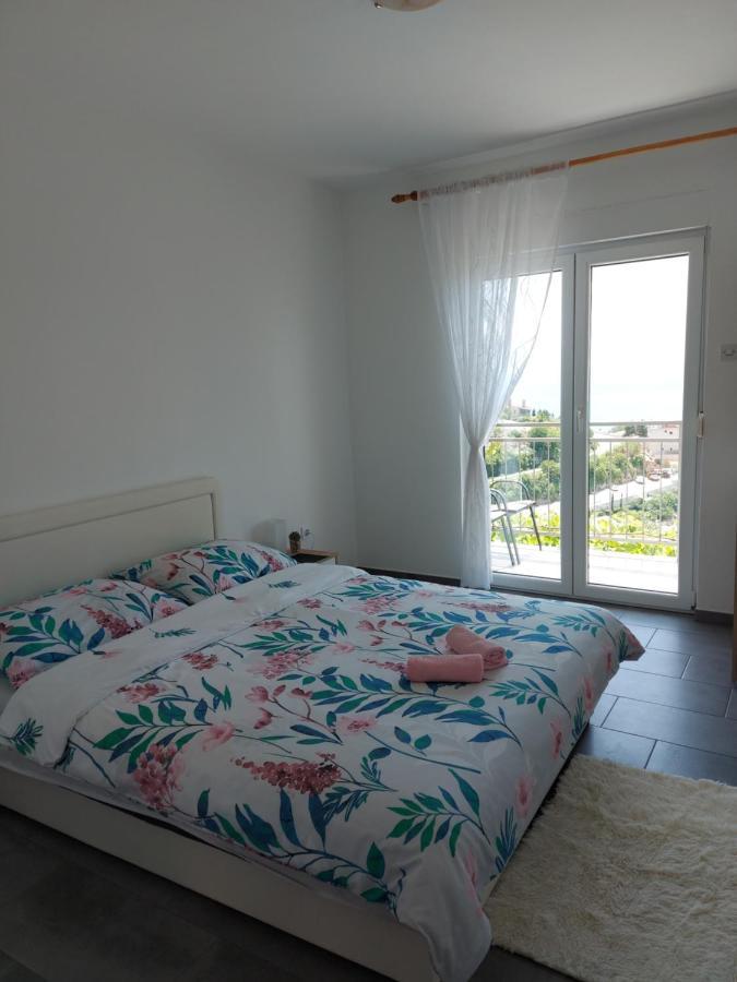 Apartmani Mare Novi Vinodolski Exteriér fotografie